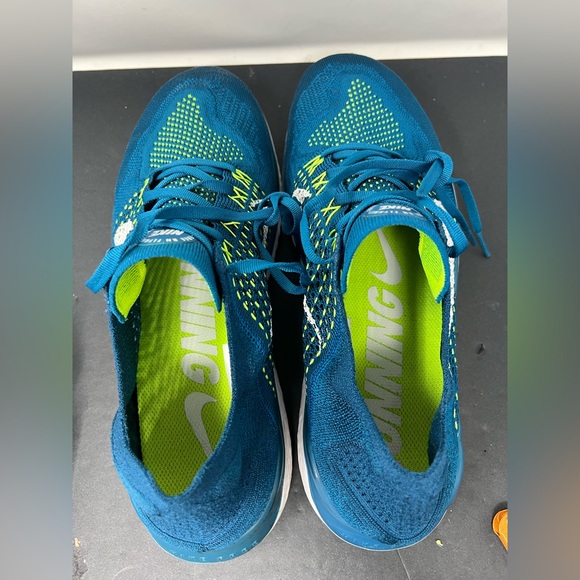 Nike Free RN Flyknit Men's Size 13 Running Shoes Blue White 942838-301 Sneakers - Picture 7 of 8